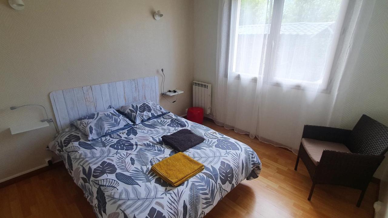 MAISON TERRASSE JARDIN SANS VIS-à-VIS PARKING ANIMAUX ACCEPTES Gujan-Mestras Exterior foto